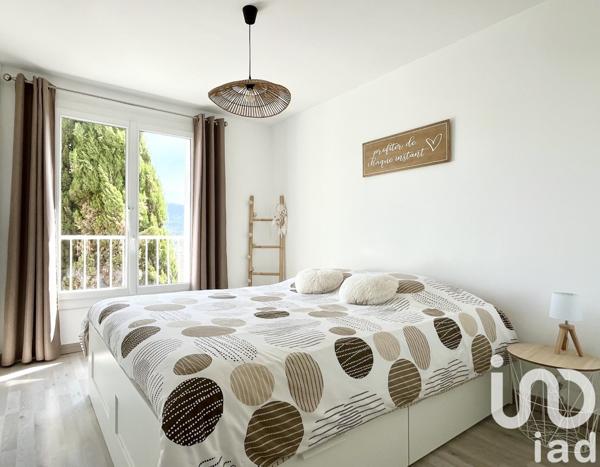 Appartement 3 pièces de 66 m² à Hyères (83400)