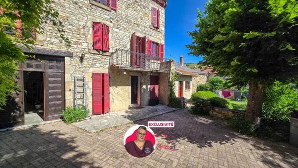 Maison de caractère en pierres, 152 m² , Jardin, terrasse et dépendances , proche Issoire