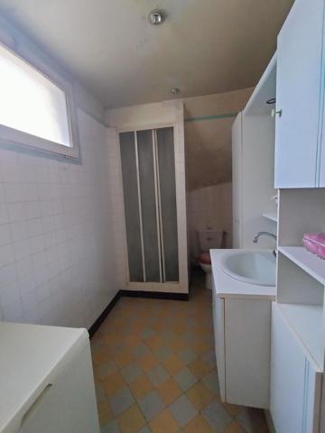 Maison de Caractère 7 pièces – 5 Chambres – Cour & Garage – Châteaudun