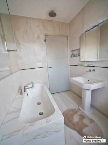 Maison de Caractère 7 pièces – 5 Chambres – Cour & Garage – Châteaudun