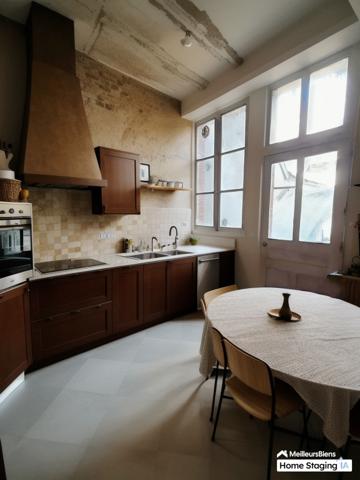 Maison de Caractère 7 pièces – 5 Chambres – Cour & Garage – Châteaudun