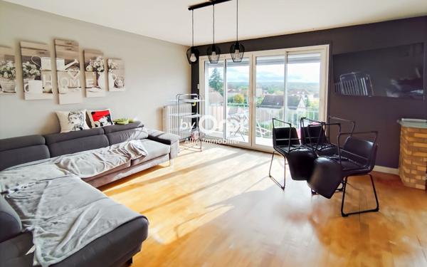 Appartement à vendre    3 pièces • 69,81 m2 Montluçon