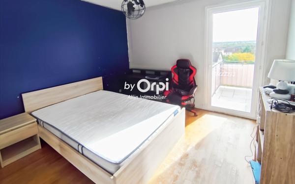 Appartement à vendre    3 pièces • 69,81 m2 Montluçon