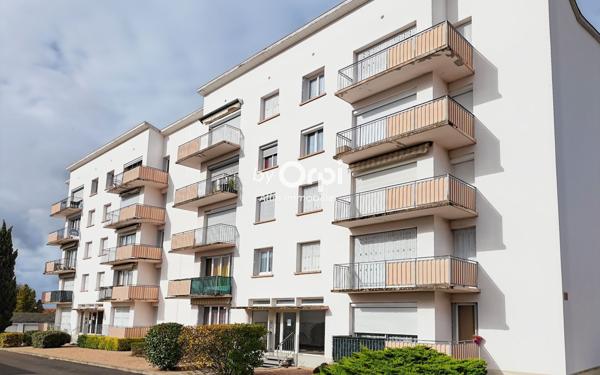 Appartement à vendre    3 pièces • 69,81 m2 Montluçon