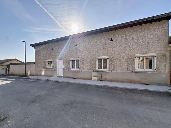 Maison Meximieux 4 pièces, 90 m2, 3 chambres, garage , terrain, atelier;