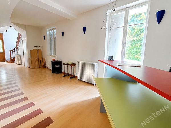 A vendre - Maison atypique avec gros potentiel aux portes de Lalinde !