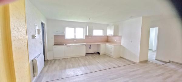 Appartement entièrement rénové et disponible