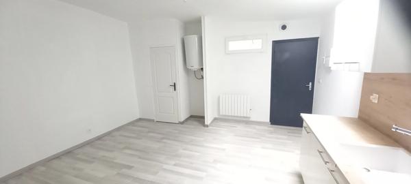 Appartement entièrement rénové et disponible