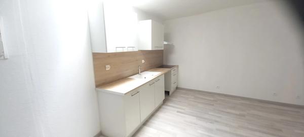 Appartement entièrement rénové et disponible