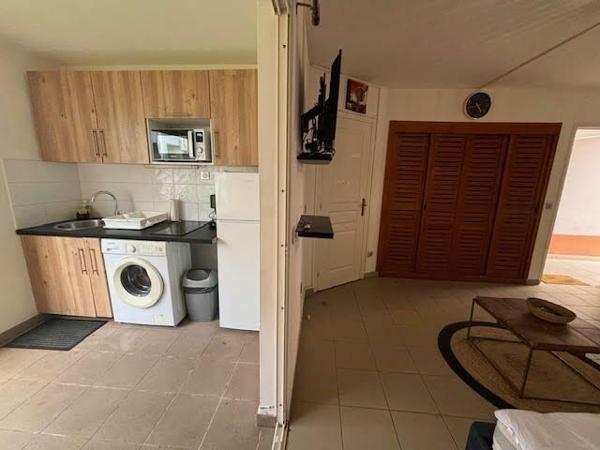 Appartement à louer    1 pièce • 23 m2 Saint-François