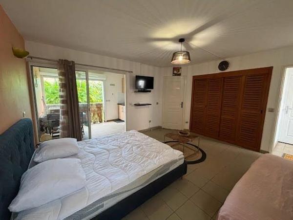 Appartement à louer    1 pièce • 23 m2 Saint-François