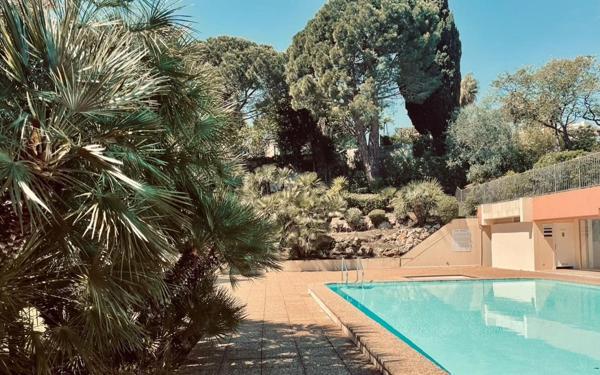 Appartement à vendre    1 pièce • 35,30 m2 Nice