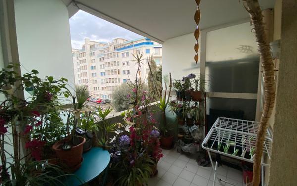 Appartement à vendre    2 pièces • 33 m2 Nice