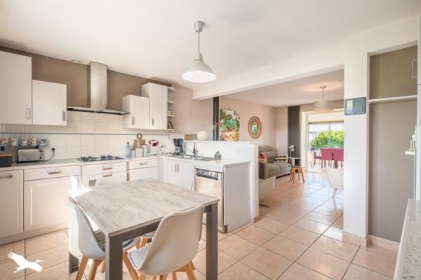 Maison à vendre 218 325 € Bodilis 5 p 110 m² DPE D