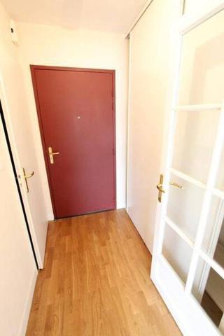 Appartement 2 pièces                                        - 44000 Nantes - VIARME Réf : 11961