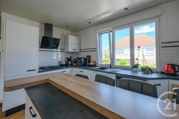 Maison à vendre  5 pièces - 135,96 m2 BRICQUEBEC EN COTENTIN - 50