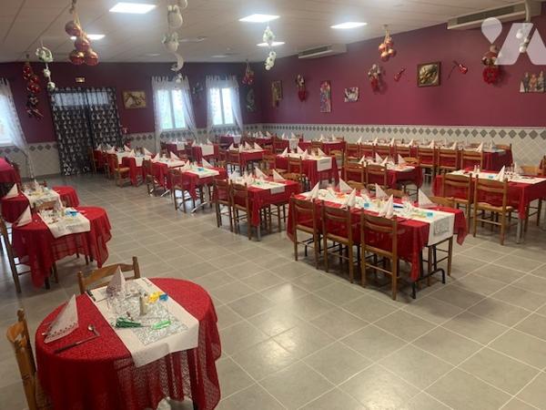 Restaurant cabaret guiguette