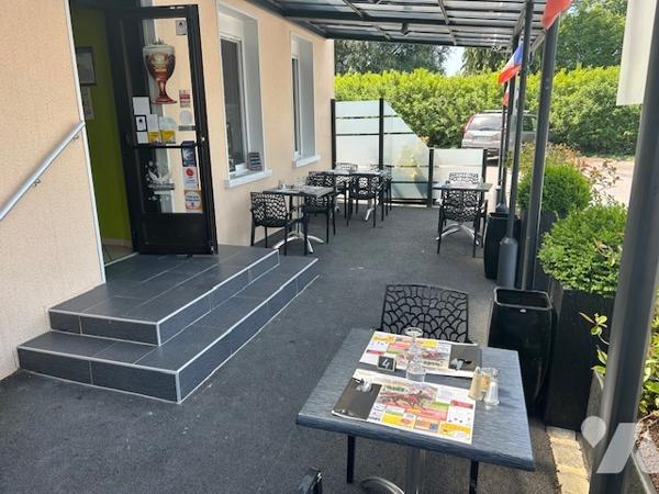 Restaurant cabaret guiguette