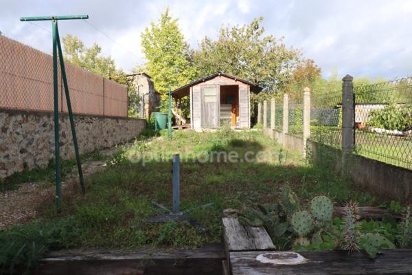 MAISON DE CENTRE VILLE DE 134 M² - 4 CHAMBRES - 91 000 € - LE DORAT 87210