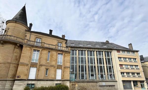 Immeuble dans Sedan