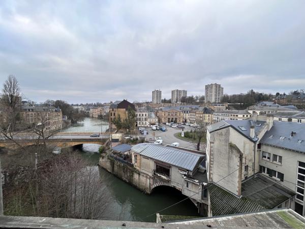 Immeuble dans Sedan