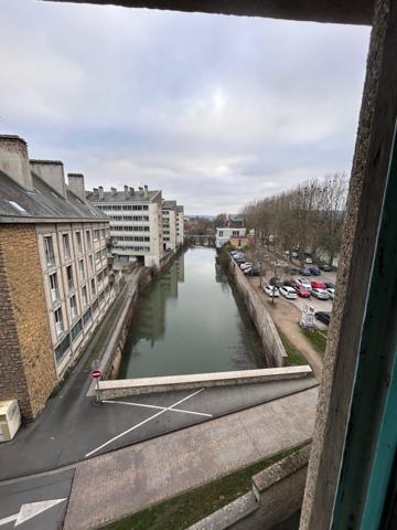 Immeuble dans Sedan