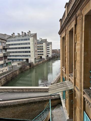 Immeuble dans Sedan