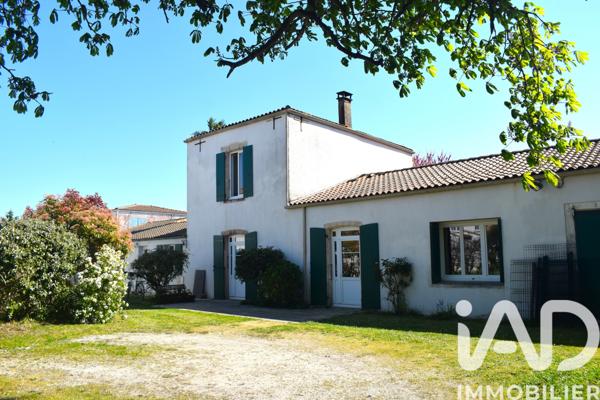 Maison à vendre 9 pièces 175 m² Saint-Pierre-d'Oléron