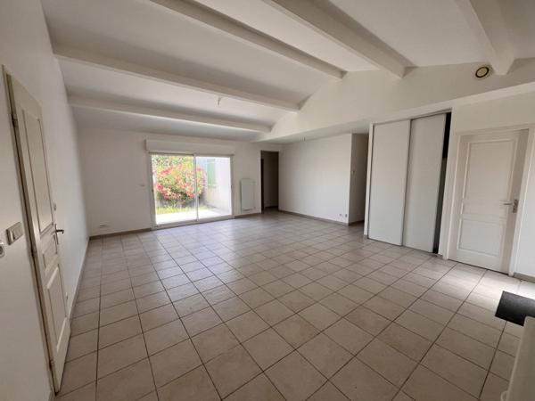Maison à louer 1 230 € CC Le Château-d'Oléron 4 p 87 m² DPE D