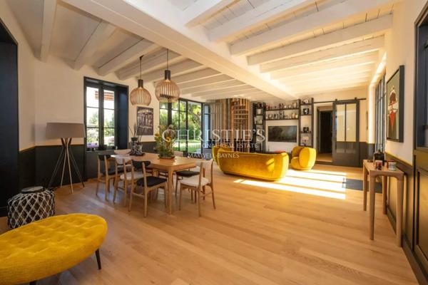 ILE DE RE- VILLA ET SON ANNEXE AVEC VUE PANORAMIQUE SUR LES MARAIS