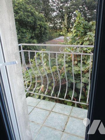 PROCHE COMMERCES et ACCES DIRECT GRANDS AXES

Maison d'habitation comprenant :
-au sous-sol ...