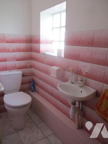 PROCHE COMMERCES et ACCES DIRECT GRANDS AXES

Maison d'habitation comprenant :
-au sous-sol ...