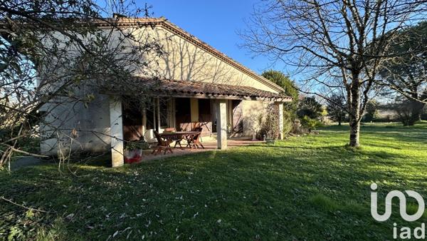 Maison traditionnelle 5 pièces de 147 m² à Bouloc (31620)