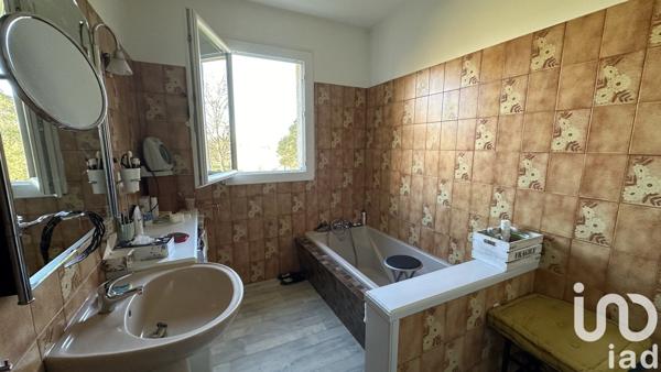 Maison traditionnelle 5 pièces de 147 m² à Bouloc (31620)