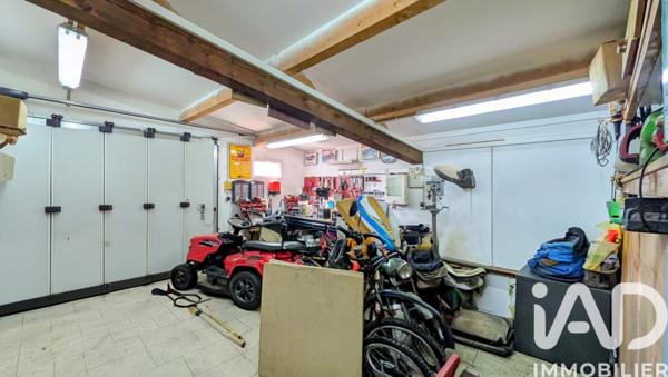 Maison à vendre 4 pièces 167 m² Le Luc