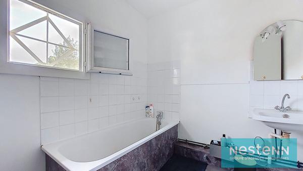 Maison Istres 4 pièce(s), 89m², 3 chambres dont une au rez-de-chaussée, jardin et garage