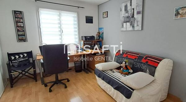 Maison de plain pied avec jardin arboré sans vis-à-vis