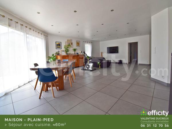 Maison
         7 pièces
        - 152 m² Exclusivité 389 000 € *