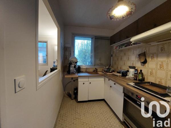 Appartement 3 pièces de 72 m² à Bois-Colombes (92270)