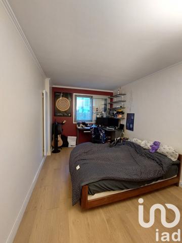 Appartement 3 pièces de 72 m² à Bois-Colombes (92270)
