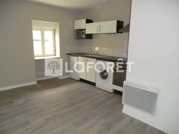 Location appartement près de REDON - 1 pièce(s) - 18 m² - 390 €/mois