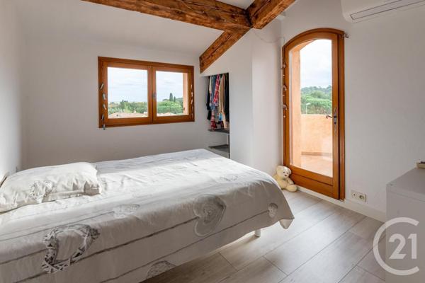 Maison à vendre  8 pièces - 212,61 m2 BORMES LES MIMOSAS - 83