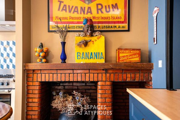 Maison familiale des années 60 rénovée avec piscine au coeur d’un village pittoresque