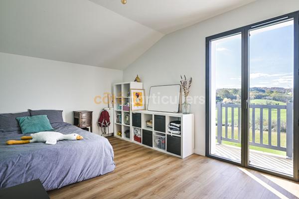 Vente Maison198 m² - 8 Pièces - MOUGUERRE (64990)