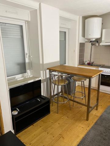 IMMEUBLE DE RAPPORT – BREST LAMBÉZELLEC BOURG – 3 LOTS – 6,2 % BRUT