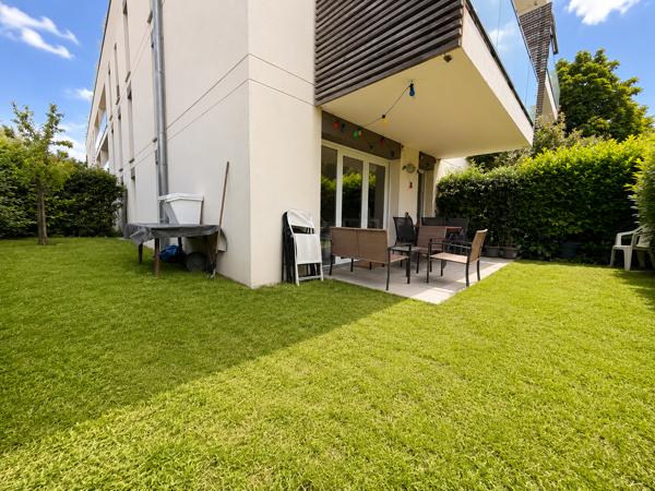 Appartement
         3 pièces
        - 58 m² Exclusivité 150 000 € *