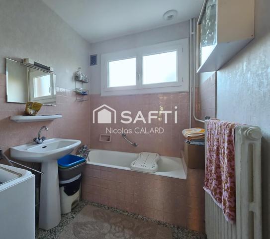 Maison avec dépendances