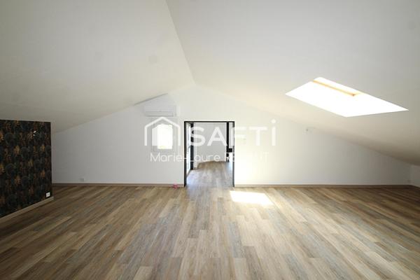 Maison traditionnelle - 4 chambres - Sous-sol 226m² et garage 35m²