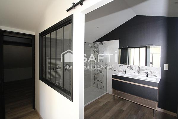 Maison traditionnelle - 4 chambres - Sous-sol 226m² et garage 35m²