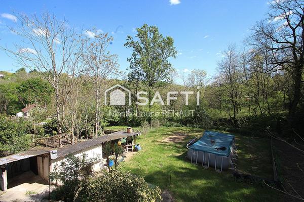 Maison traditionnelle - 4 chambres - Sous-sol 226m² et garage 35m²